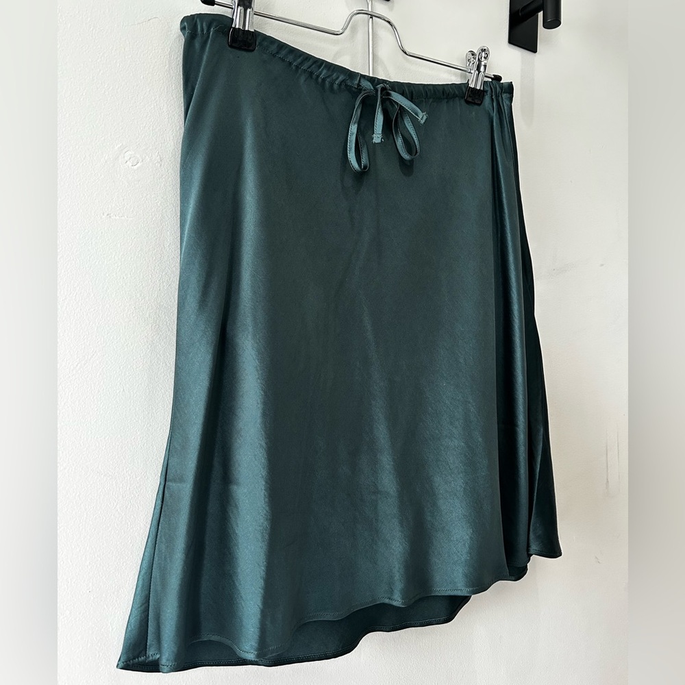 Elegant Teal Midi Skirt